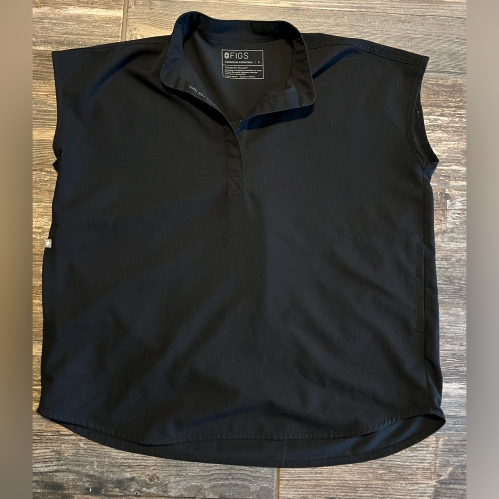 Figs Black Oversized Rafaela Scrub- Small
